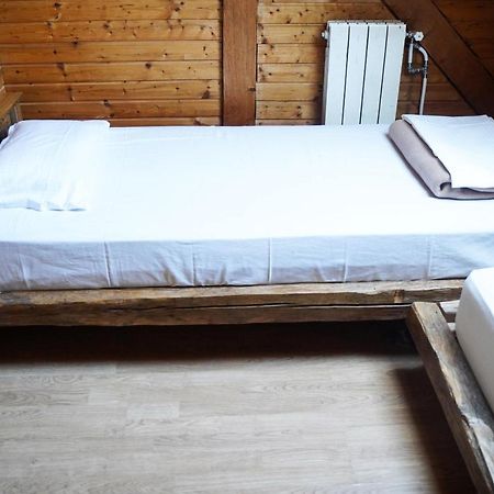 Planinarski Dom "Bijele Stijene" Mountain Lodge Tuk Vojni Exteriör bild