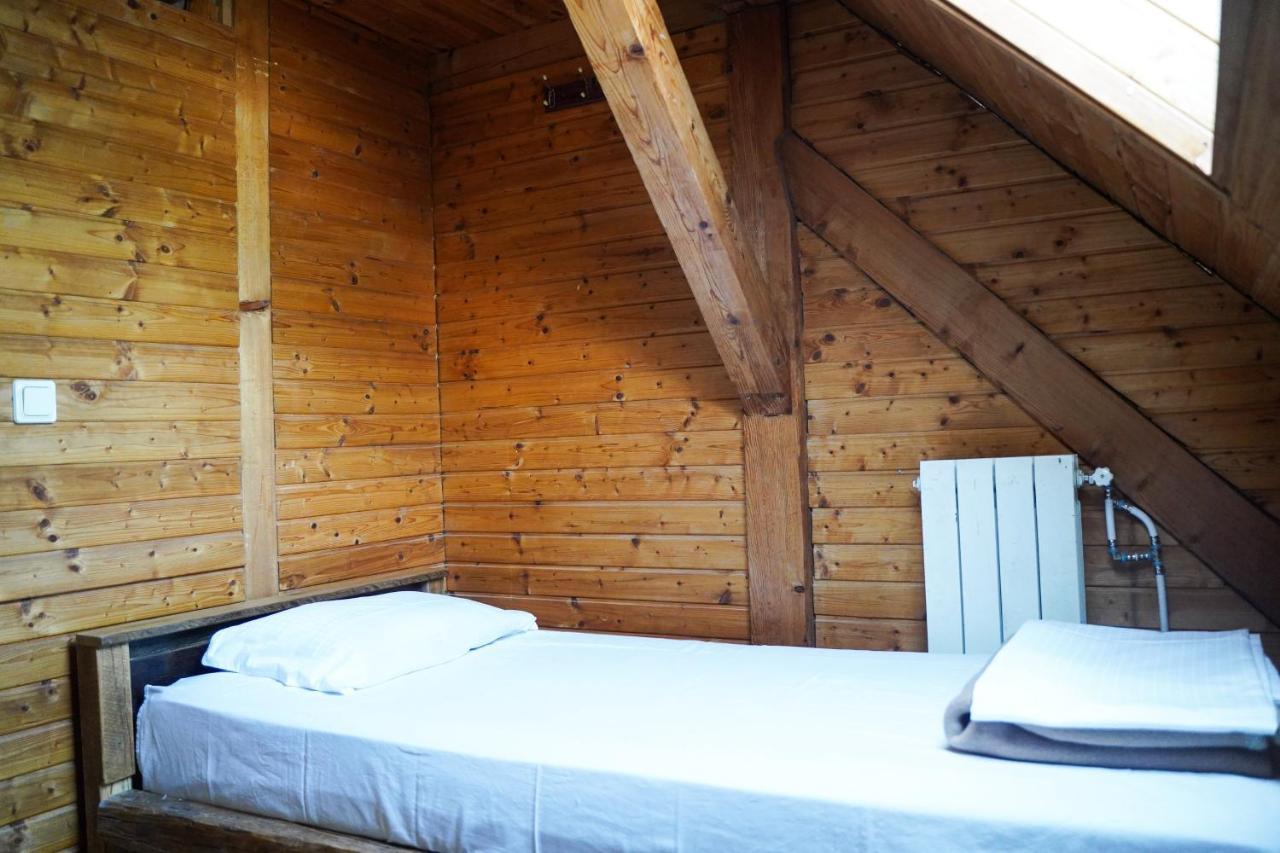 Planinarski Dom "Bijele Stijene" Mountain Lodge Tuk Vojni Exteriör bild
